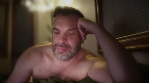 Snapshot of tylerdavidxxx chatting on 06-17-26, 06:38 Tyler David online show from 06-17-26, 06:38