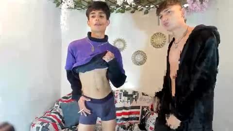 tylerhot2005 online show from 11-14-25, 02:38