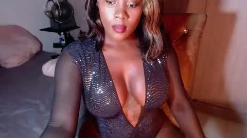 Snapshot of tyra_stone1 chatting on 06-07-26, 09:07 tyra_stone1 online show from 06-07-26, 09:07