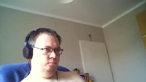 Snapshot of tyradi1991 chatting on 07-26-26, 07:48 tyradi1991 online show from 07-26-26, 07:48
