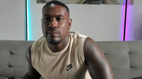 Snapshot of tyron_rulers chatting on 05-25-26, 12:55 Dvid Rullers online show from 05-25-26, 12:55
