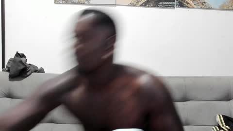 Snapshot of tyron_rulers chatting on 06-08-26, 01:28 Dvid Rullers online show from 06-08-26, 01:28