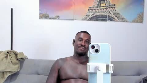 Snapshot of tyron_rulers chatting on 06-18-26, 12:44 Dvid Rullers online show from 06-18-26, 12:44