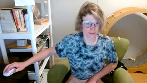 Snapshot of tyyyler93 chatting on 05-28-26, 02:09 TylerAlternative online show from 05-28-26, 02:09