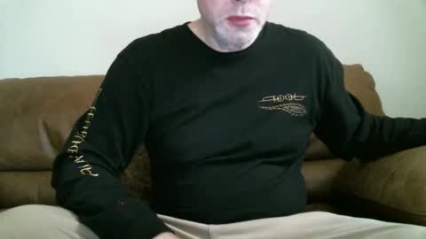 Snapshot of u_suck_i_lick_for_69_cumsohard chatting on 04-11-26, 09:30 Mister F online show from 04-11-26, 09:30