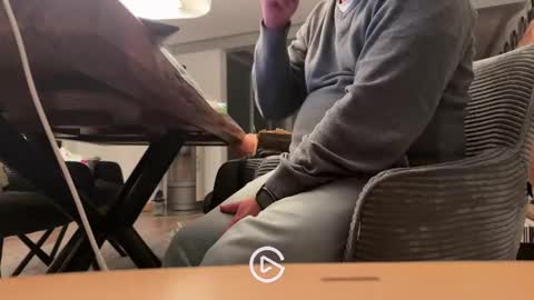 Snapshot of ueberdruck01 chatting on 11-02-25, 10:34 ueberdruck01 online show from 11-02-25, 10:34