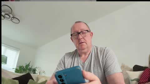 Snapshot of ukhotmaturewife chatting on 05-31-26, 03:08 ukhotmaturefuncouple online show from 05-31-26, 03:08