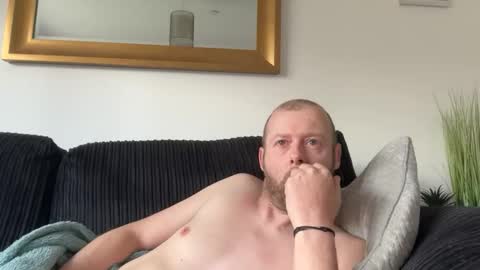 Snapshot of ukmatty3 chatting on 05-10-26, 11:48 ukmatty3 online show from 05-10-26, 11:48