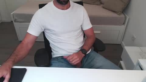 Ulep online show from 10-10-25, 09:08