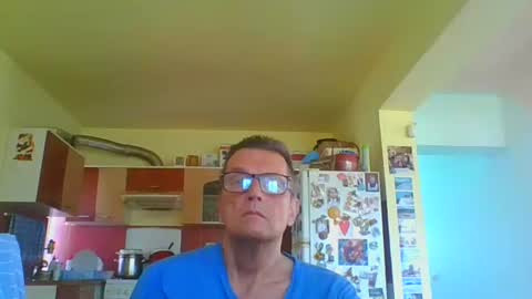 ulmeni4 online show from 04-19-26, 11:09