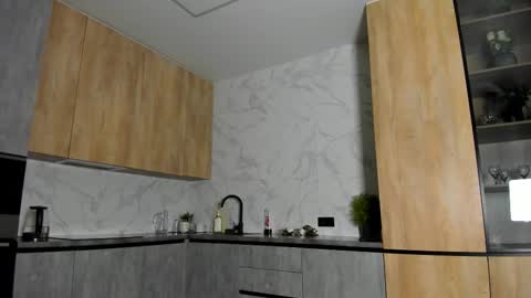 Melena online show from 01-13-26, 02:17