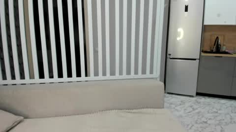 Melena online show from 03-25-26, 02:50