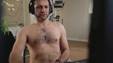 ultratoaster online show from 03-10-25, 08:45