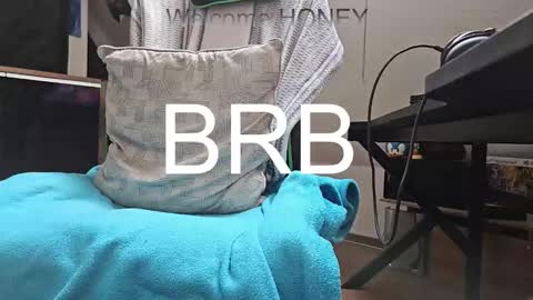 Mr.  Mrs. Smith online show from 10-24-25, 10:55