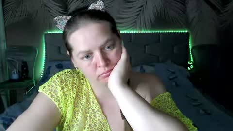 Snapshot of ulystar chatting on 07-21-26, 06:49 Ulyana online show from 07-21-26, 06:49