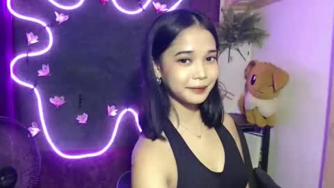 umi online show from 10-08-25, 08:23