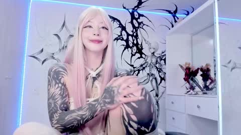 Snapshot of unachimbaherida chatting on 02-23-25, 03:24 Elle Danielle  online show from 02-23-25, 03:24