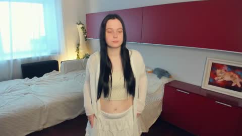 Lyna online show from 03-05-26, 01:51