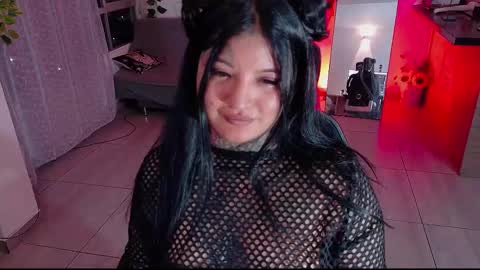 Franchesca  online show from 10-05-25, 01:48