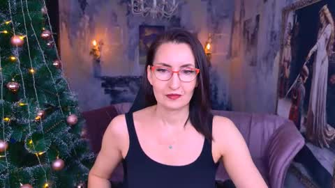 UnaTera online show from 12-22-25, 09:06