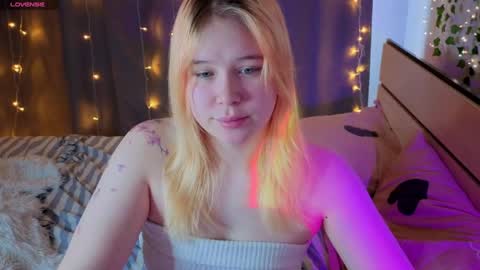 unburntkatniss online show from 04-12-26, 08:08