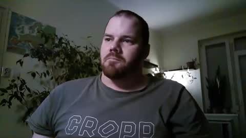 Snapshot of uncut_strong chatting on 02-15-26, 06:04 Uncut Strong online show from 02-15-26, 06:04