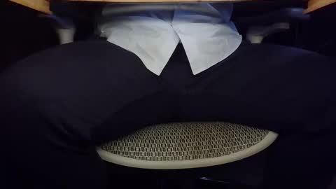 Snapshot of under_the_desk40 chatting on 02-17-26, 10:49 Under the desk online show from 02-17-26, 10:49