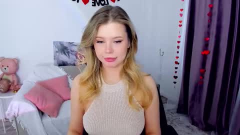 Alice online show from 03-08-26, 03:54