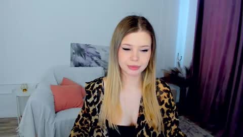 Alice online show from 03-23-26, 03:43