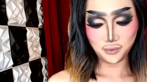 QUEEN RUBY online show from 06-23-26, 08:01