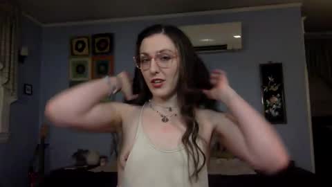 Lola Moonstone online show from 01-17-26, 04:17