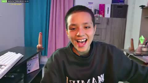 Snapshot of unicornio_sexxx chatting on 06-26-26, 02:05 Unicornio online show from 06-26-26, 02:05
