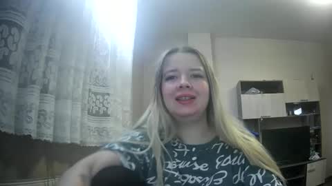 Snapshot of universeemily chatting on 10-14-25, 06:36 UniverseEmily online show from 10-14-25, 06:36