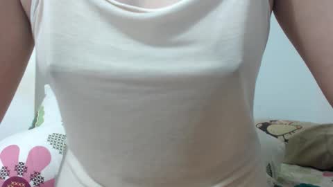 Snapshot of unpenetrated chatting on 10-12-25, 01:43 unny online show from 10-12-25, 01:43