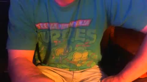 Snapshot of untouchableace84 chatting on 06-11-26, 03:04 untouchableace84 online show from 06-11-26, 03:04