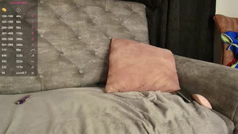 Snapshot of unu_nai chatting on 10-25-25, 03:36 new INSTA   online show from 10-25-25, 03:36