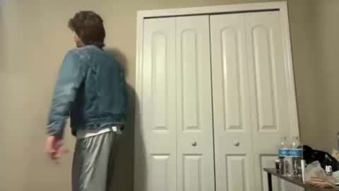 Stepbro online show from 10-15-25, 05:18