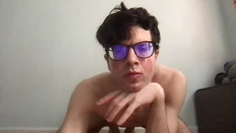 Snapshot of upsetboy chatting on 07-19-26, 05:38 deaf mute boy online show from 07-19-26, 05:38