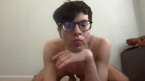 Snapshot of upsetboy chatting on 07-25-26, 09:45 deaf mute boy online show from 07-25-26, 09:45