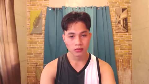 Snapshot of ur_boy_mark chatting on 10-12-25, 07:51 ur_boy_mark online show from 10-12-25, 07:51