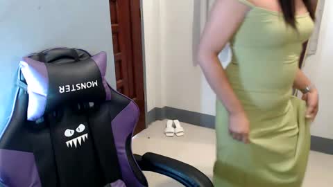 Vee online show from 01-08-25, 03:29