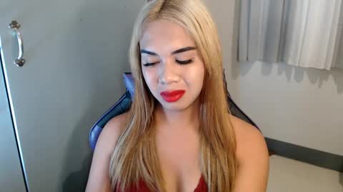 Vee online show from 01-31-25, 12:51