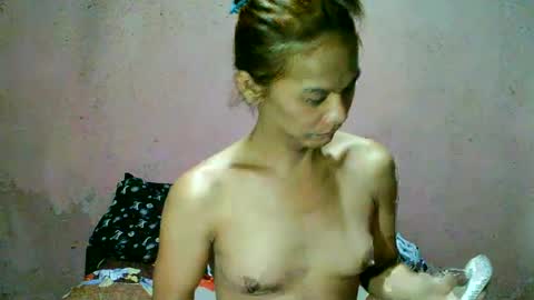 Snapshot of ur_sexybabe_ehra chatting on 06-18-26, 06:57 ur_sexybabe_ehra online show from 06-18-26, 06:57