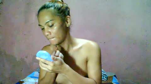 Snapshot of ur_sexybabe_ehra chatting on 07-22-26, 07:44 ur_sexybabe_ehra online show from 07-22-26, 07:44
