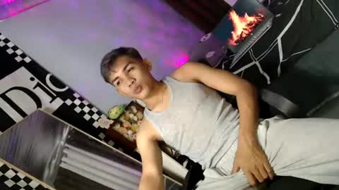 Snapshot of ur_shan21 chatting on 07-04-26, 05:57 ur_shan21 online show from 07-04-26, 05:57