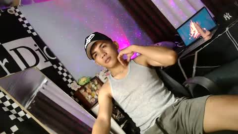 Snapshot of ur_shan21 chatting on 07-04-26, 07:20 ur_shan21 online show from 07-04-26, 07:20