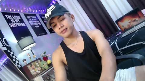Snapshot of ur_shan21 chatting on 07-21-26, 05:04 ur_shan21 online show from 07-21-26, 05:04