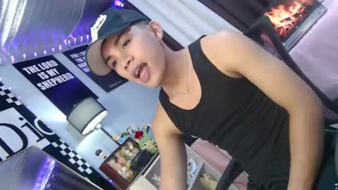Snapshot of ur_shan21 chatting on 07-27-26, 04:36 ur_shan21 online show from 07-27-26, 04:36