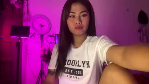 HelloIm  Girly online show from 04-07-26, 10:42