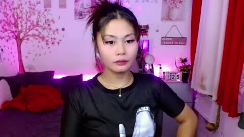 HelloIm  Girly online show from 07-25-26, 12:03